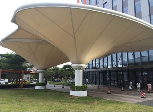 PTFE廣場(chǎng)倒傘膜：為何成為現(xiàn)代廣場(chǎng)建筑的設(shè)計(jì)寵兒？